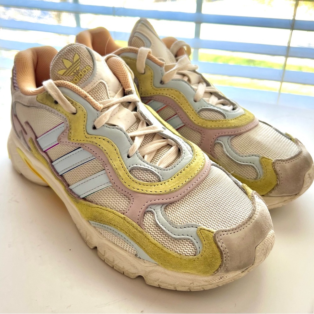 Adidas Temper Run (Pride)